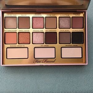 Too Faced I Want Kandee eyeshadow palette